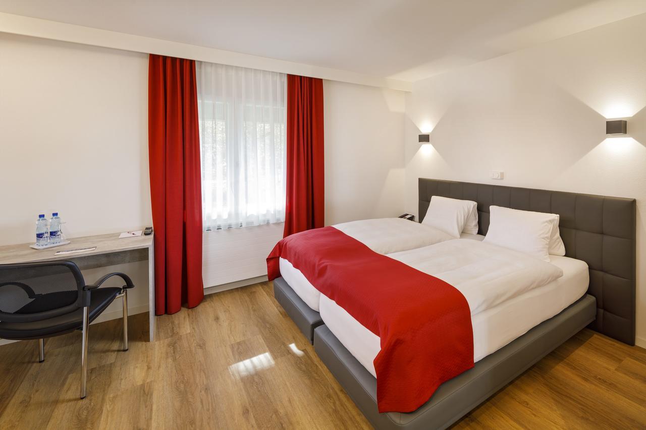 Hotel Balsthal Luaran gambar