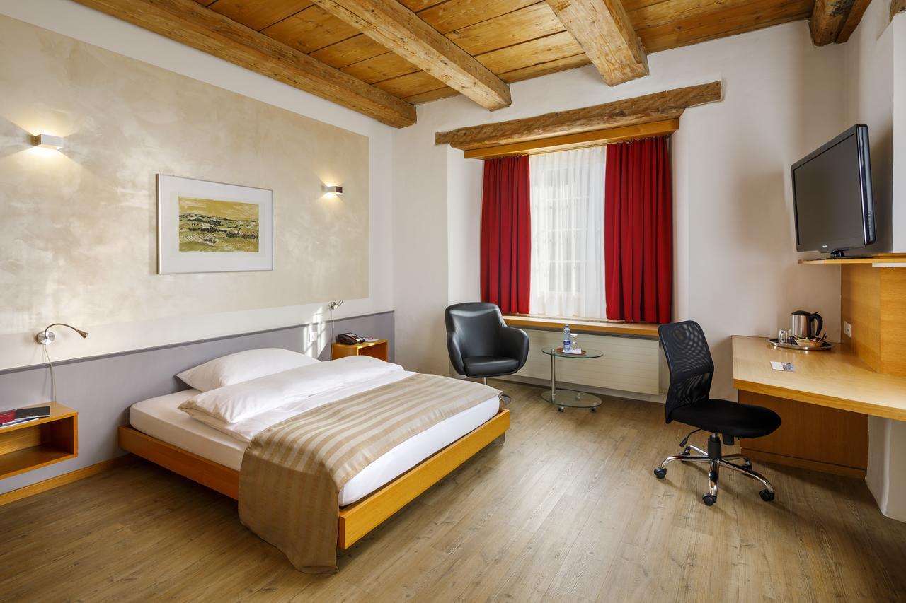 Hotel Balsthal Luaran gambar